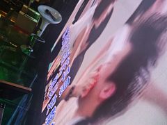 -路边边.炒菜烧烤.音乐餐厅(良乡长虹店)