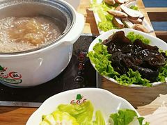 -珍巴奴毛肚牛肉小火锅(四惠店)