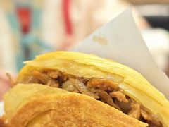 肥瘦肉夹馍-魏家凉皮(大雁塔南广场餐厅)