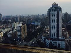 -云顶旋转自助景观餐厅