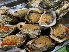 -蚝哥花姐湛江烤生蚝(美丽湾市场店)