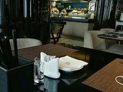 -唐拉雅秀酒店-西锦汇空中BBQ·思创餐厅