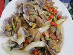 -小辣妹川味海鲜加工店(第一市场椰风巷店)