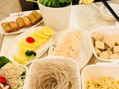 -一席地·本地鸡窝·杭帮鸡火锅(萧山银隆百货店)