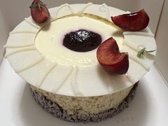 -潮一不贰·法式甜品·生日蛋糕·西式简餐(外滩店)