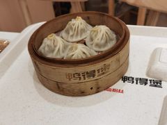 蟹黄汤包-鸭得堡老鸭汤·鸭血粉丝(南京博物院店)