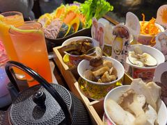 -菌自由丨野生菌火锅特色庭院餐厅(丽江古城店)