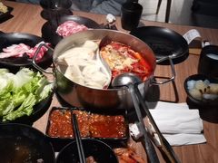 -千滋百味自助烤肉火锅(东门町店)