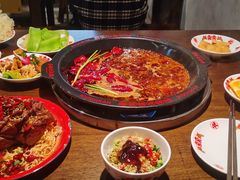 -牛市坎火锅(建设路店)