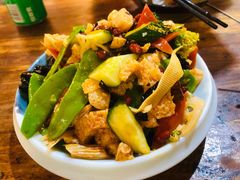 素拼-小院烤肉(公园南路店)