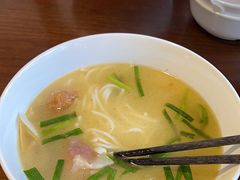 -建新园过桥米线(老街店)