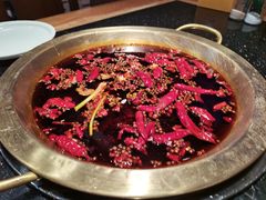 -潮火锅·麻辣牛肉火锅(观音桥方圆·LIVE店)