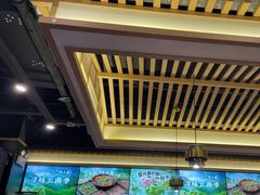 -井格重庆火锅(西直门凯德Mall店)