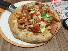 -必胜客(新中纬店)