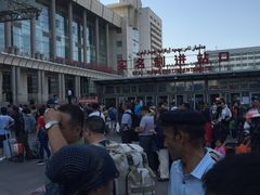 -乌鲁木齐火车站高铁站北广场-地下停车场