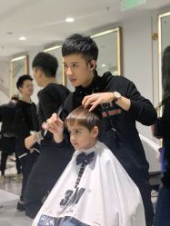-3AM HAIR SALON烫发染发接发