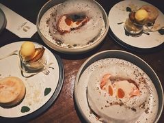 榴莲百香果蛋-The ROOF (通盈中心店)