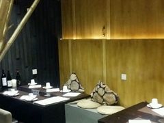 -HIHE Bistro·Oyster Bar(华熙live店)