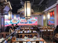 -川流不息·地道川菜·小龙虾(新松江路店)