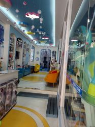 -鲸鱼堡亲子恒温泳池游泳俱乐部(彰泰天街店)