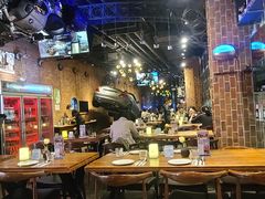 大堂-1886德国汽车餐厅(外滩十六铺码头店)