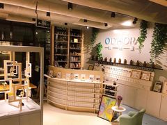 -光海书局(南京东路第一百货店)