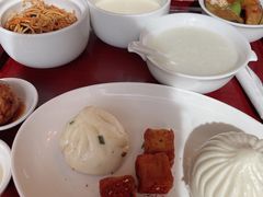 -上海外滩茂悦大酒店