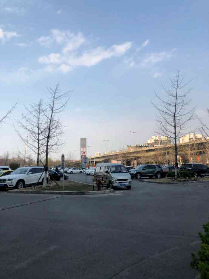 每次想停地面停车场的,结果每次进的入口不-大众点评