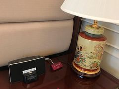 -深圳富苑皇冠假日套房酒店