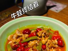 飘香干锅牛蛙-老宁波1381餐厅(宏泰广场店)