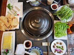 -大匠工房古船木艺术餐厅·猪肚鸡专门店(长白仙岛店)