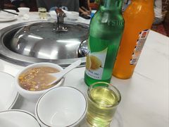 -九妹农家大铁锅东北菜(江湾店)