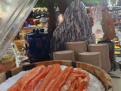 -四囍码头海鲜烧烤自助火锅(外滩南京东路悦荟广场店)