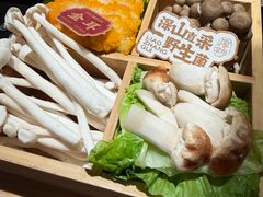 -廖掌柜·重庆鲜货火锅(上海首店)