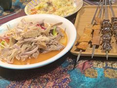 -乡村馕坑肉·烧烤·新疆菜·本地人更爱吃(阿勒泰首店)