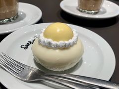 椰子香茅慕斯蛋糕-Seesaw Coffee(苏州中心店)