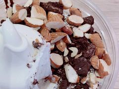 巧克力巴旦木-Dariy Queen