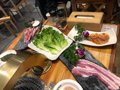 -万兴佳烤肉·长白山老味道(宏泰广场店)