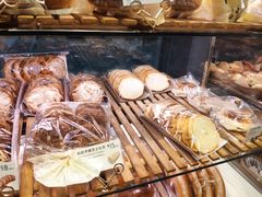 -巴黎贝甜(常德路店)