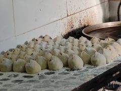 -宝瑞门钉肉饼店