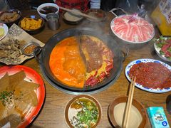 -萍姐火锅·公路夜市(武汉首店)