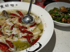 -江渔儿酸菜鱼(奥园广场金发购物中心店)