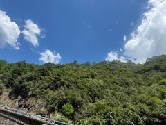 -安吉龙王山峡谷漂流