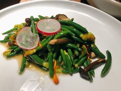 鸡枞菌炒童子黄瓜-辛香汇·现炒川菜(淮海路百盛店)