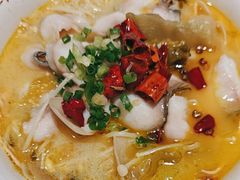 -渝是乎酸菜鱼(龙旗购物中心店)