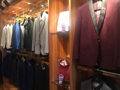 -宇翔服饰(双井桥东首城国际店)