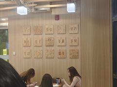 -霸王茶姬(南强街店)