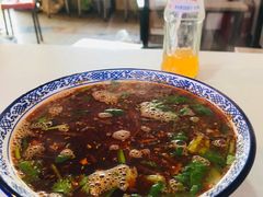 -烤鸭肉夹馍鸭汤店