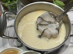 -红鼎豆捞·专注品质海鲜20年(宝丰路店)