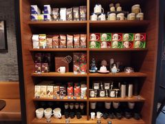 零售区-星巴克臻选(深圳华强北茂业店)